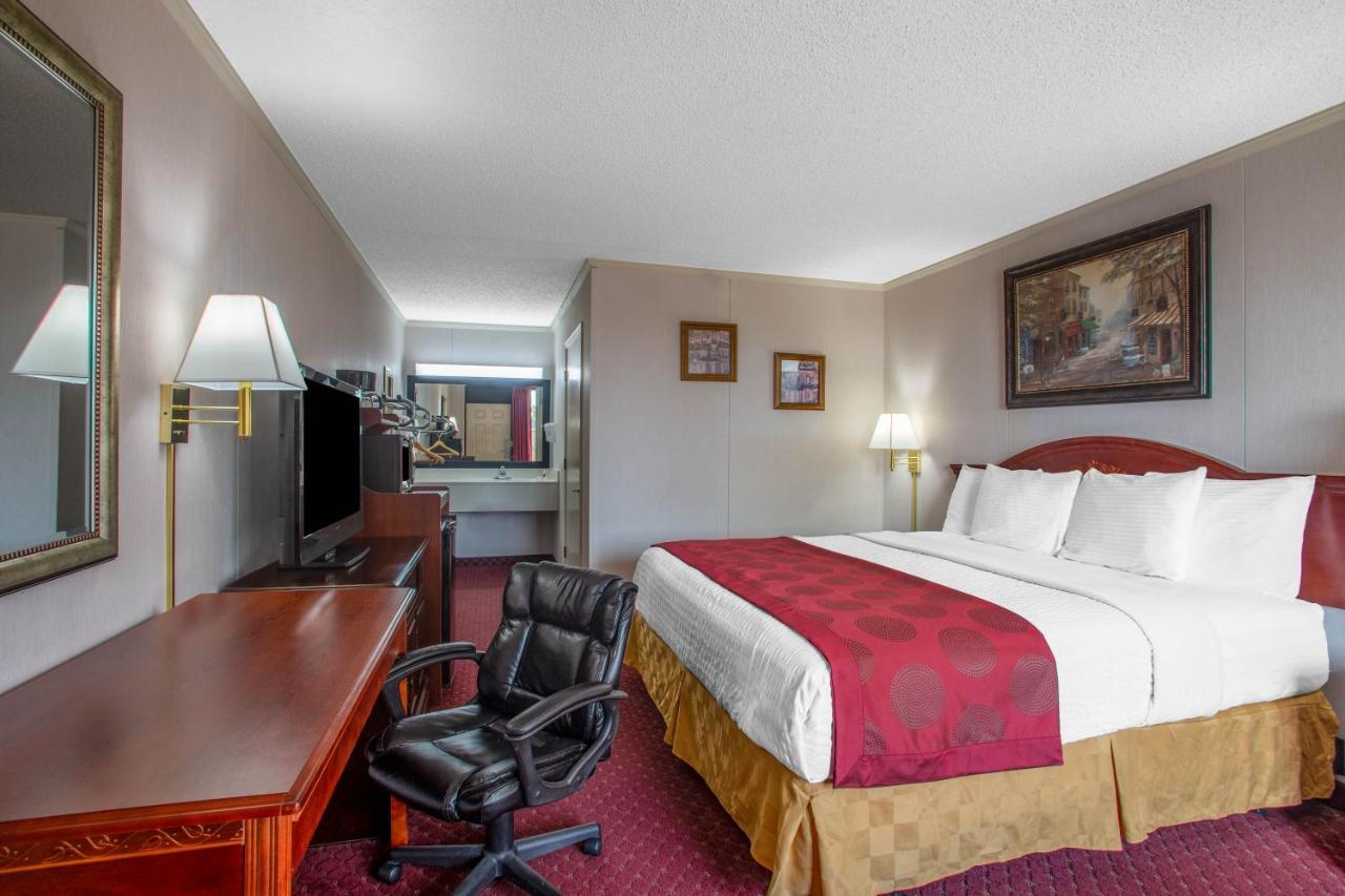 Ramada By Wyndham Branson Motel Bagian luar foto